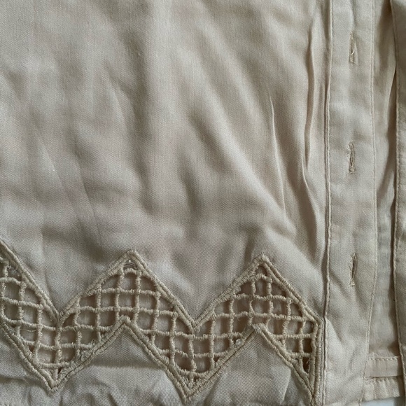 Tularosa blush button up dress, angular appliqué - Picture 6 of 6